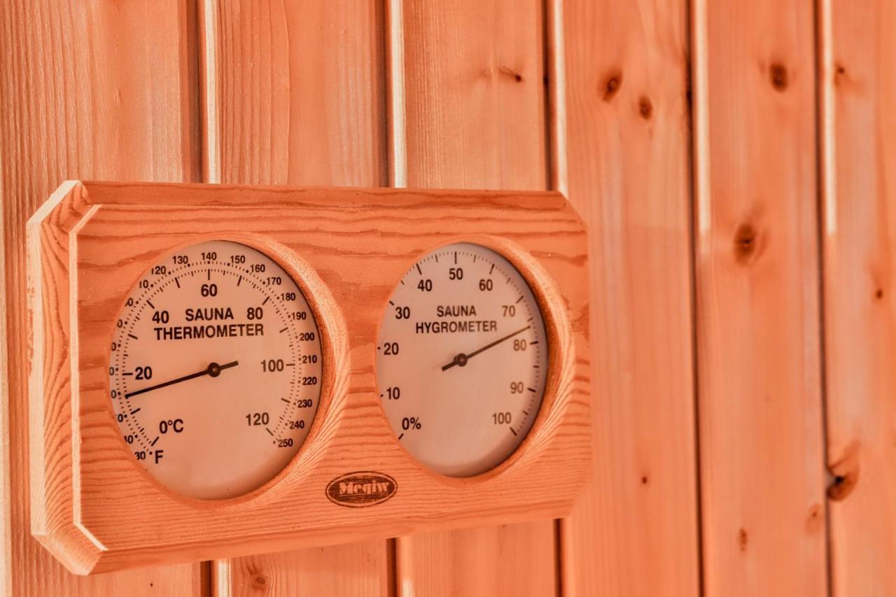 Maison D'Hotes Le Hameau De La Mure Saint-Laurent-du-Pape エクステリア 写真