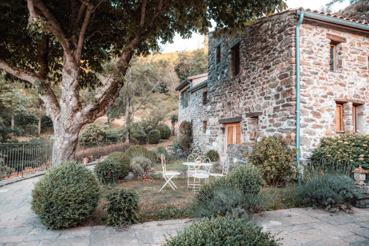 Maison D'Hotes Le Hameau De La Mure Saint-Laurent-du-Pape エクステリア 写真