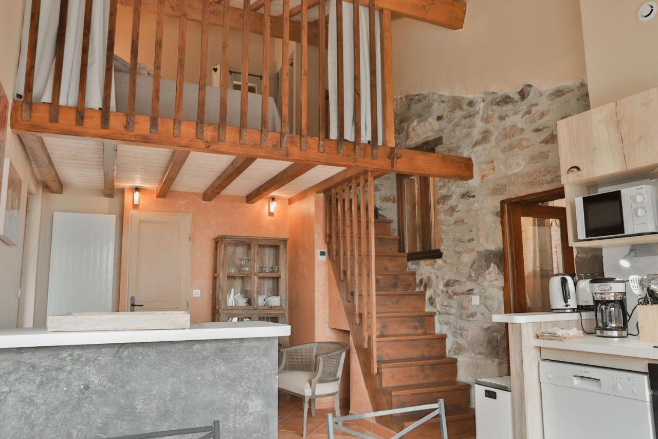 Maison D'Hotes Le Hameau De La Mure Saint-Laurent-du-Pape エクステリア 写真